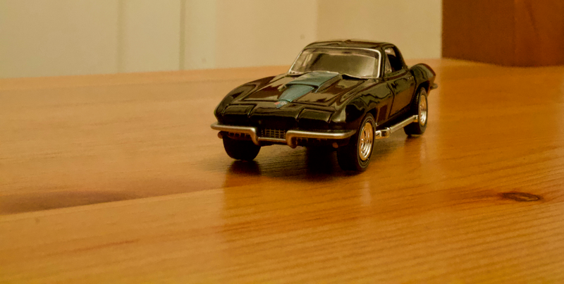 Illustration for article titled Auto World Die-cast 1967 Chevrolet Corvette (Gloss Black)